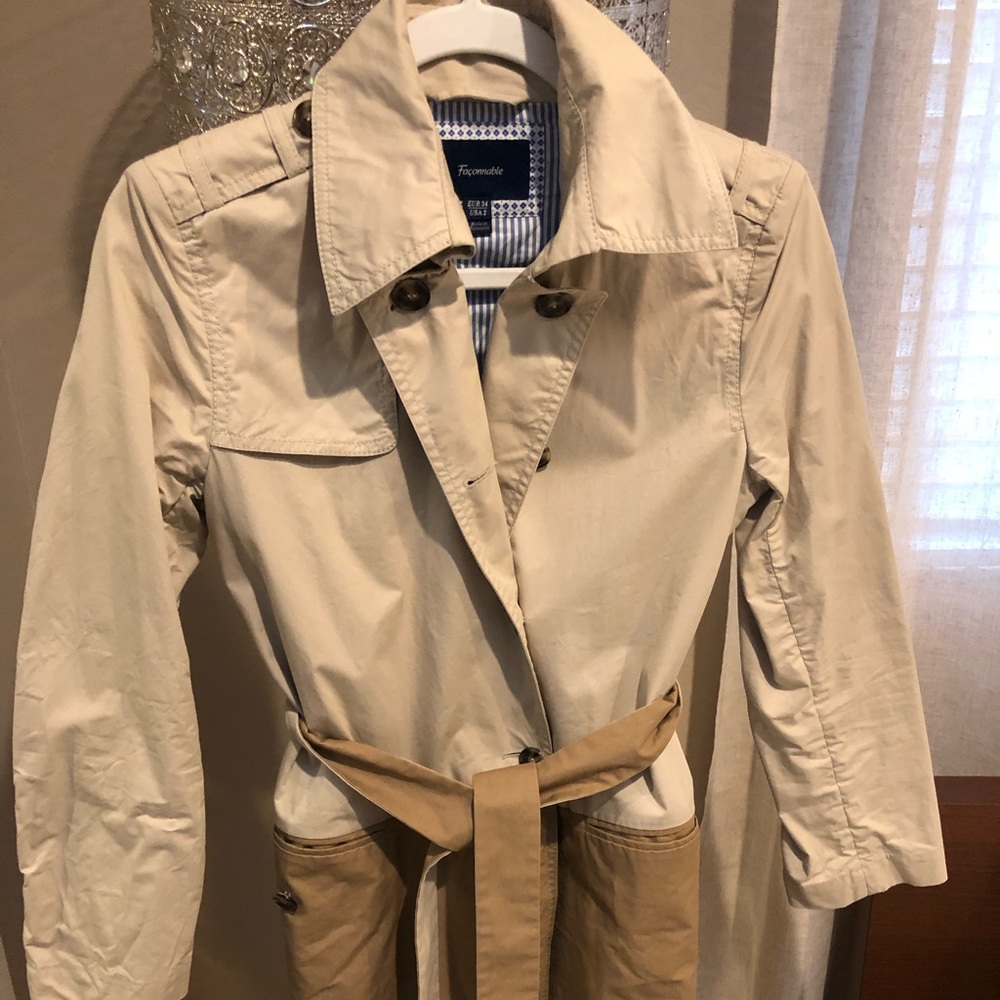 Trench coat